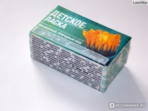 Мыло детское Ласка подходит не только для детей, но и для умывания лица.